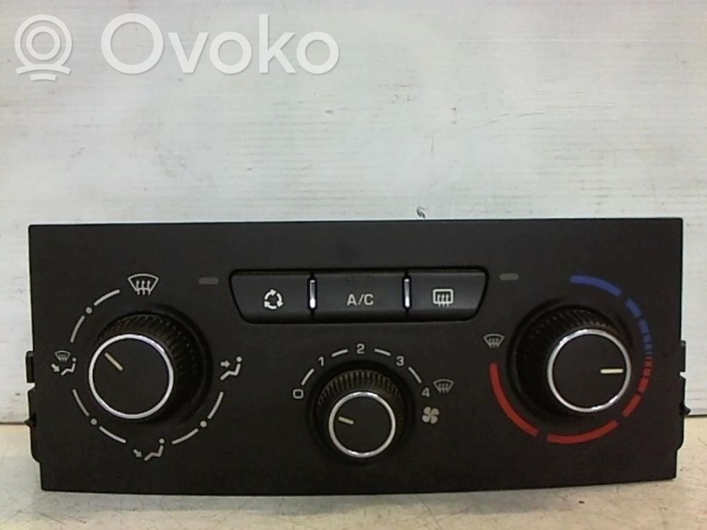 Peugeot 207 Climate control unit 