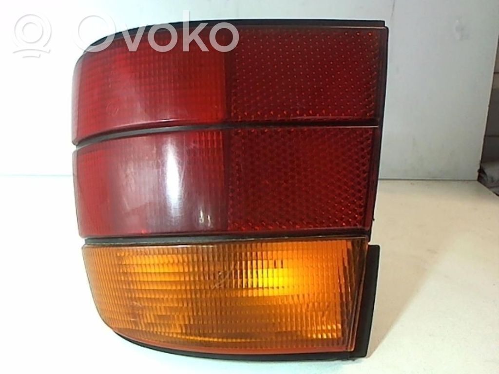 BMW 5 E34 Galinis žibintas kėbule 