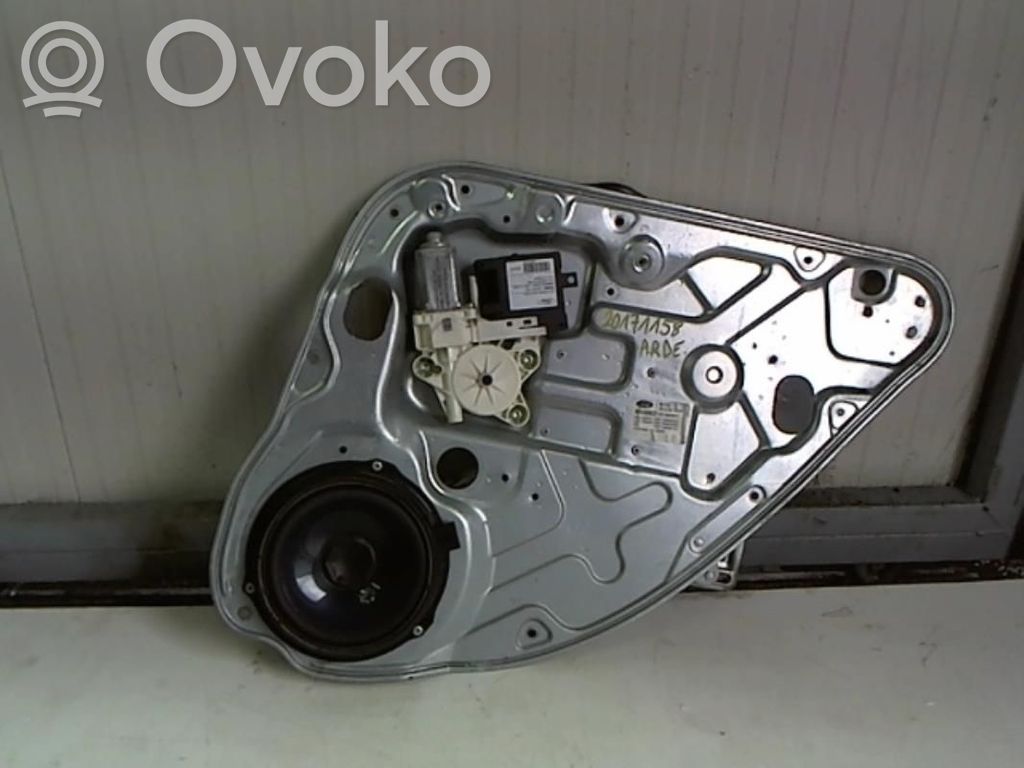 Ford C-MAX I Regulador de puerta trasera con motor 