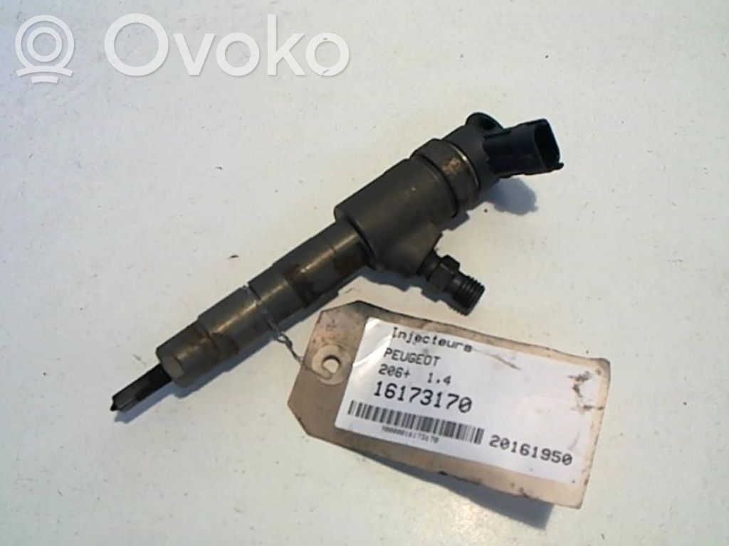 Inyector de combustible