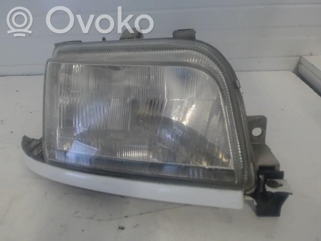 Renault Clio I Headlight/headlamp 