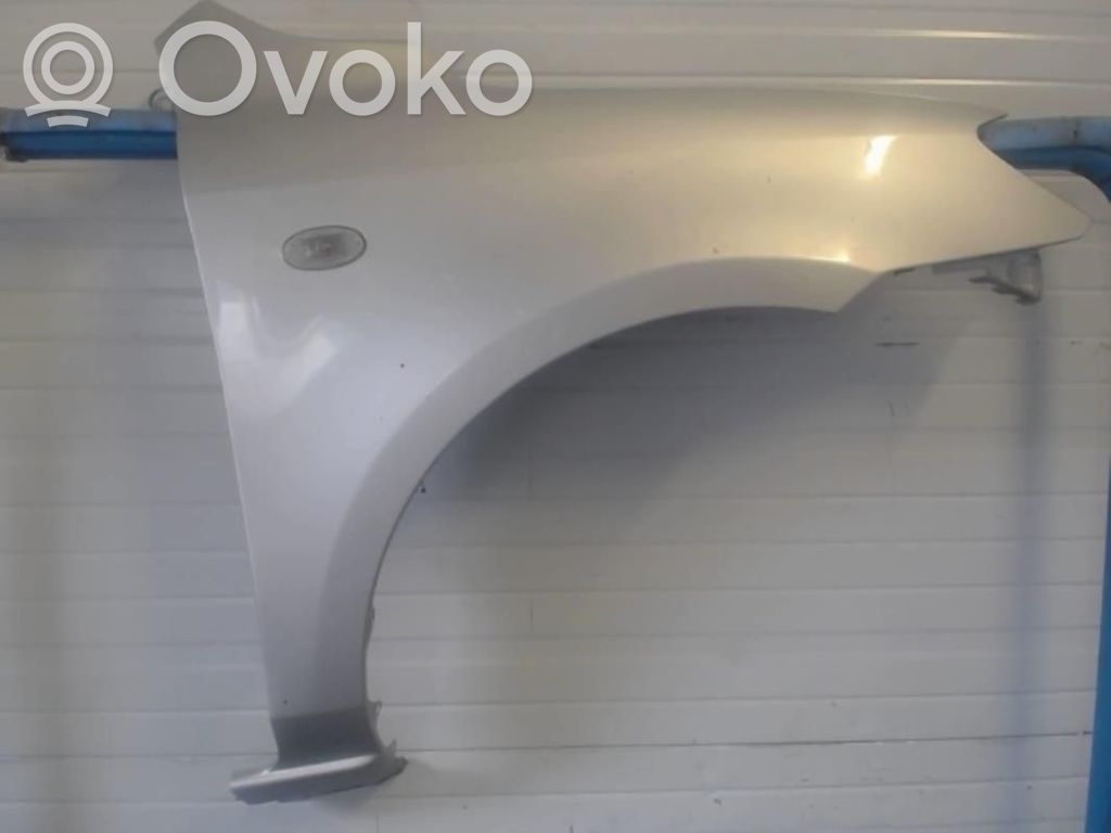 Mazda 2 Sparnas 