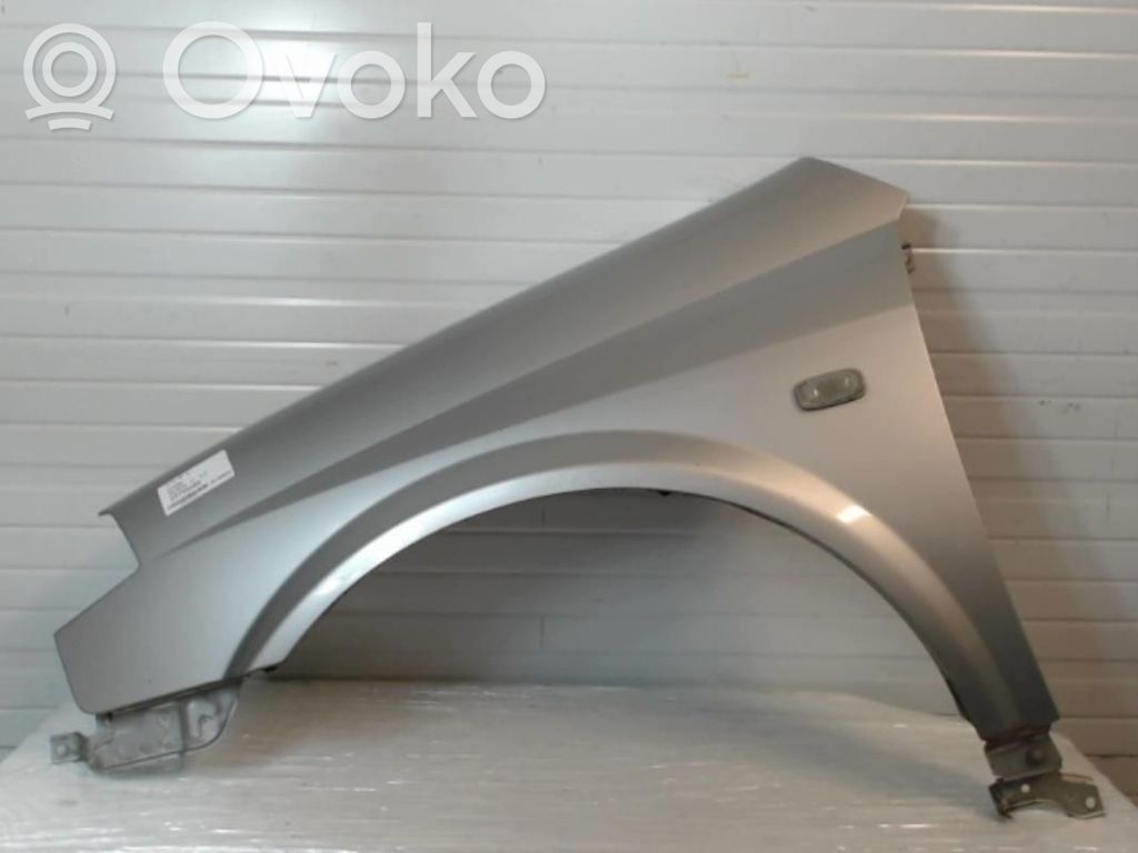 Nissan Primera Guardabarro 
