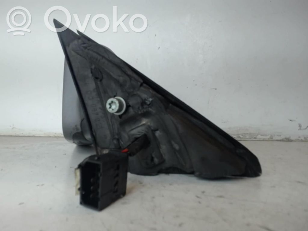 Audi A4 S4 B5 8D Manualne lusterko boczne drzwi przednich 