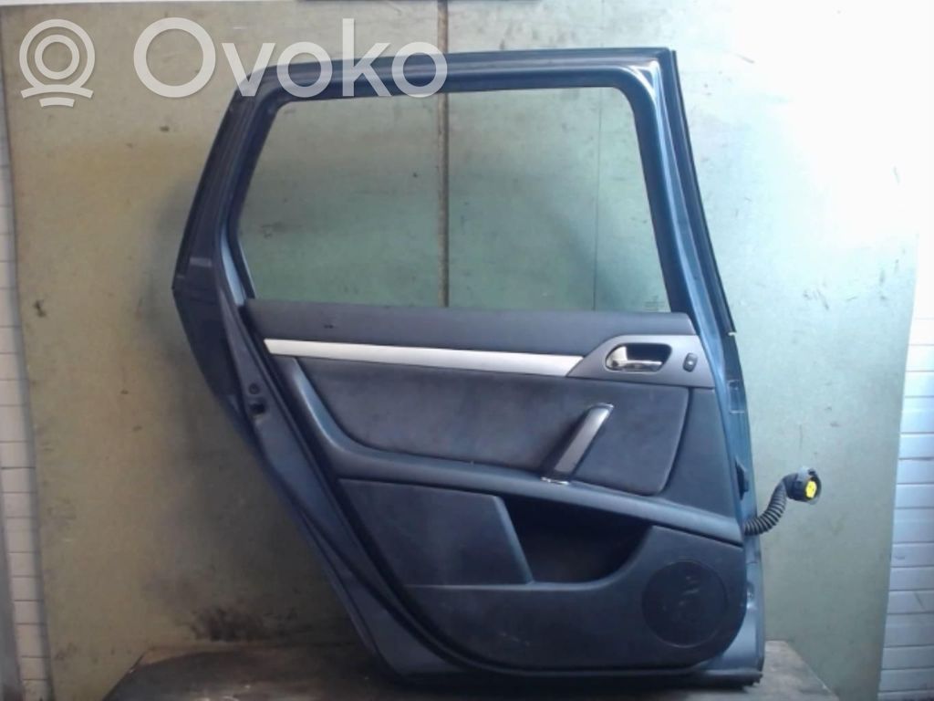 Peugeot 407 Galinės durys 
