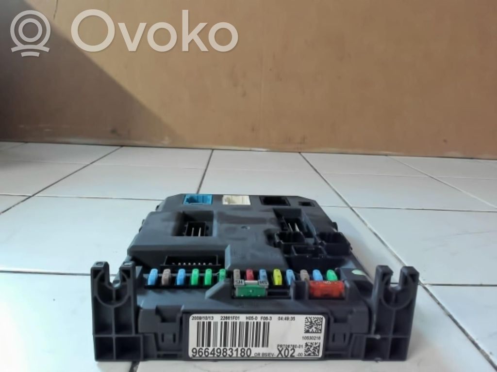 Peugeot 207 Juego de cerradura y set ECU del motor 