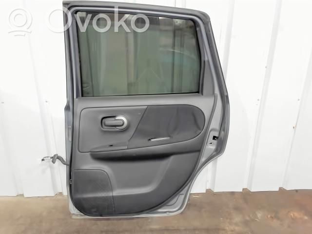 Nissan Note (E11) Galinės durys 