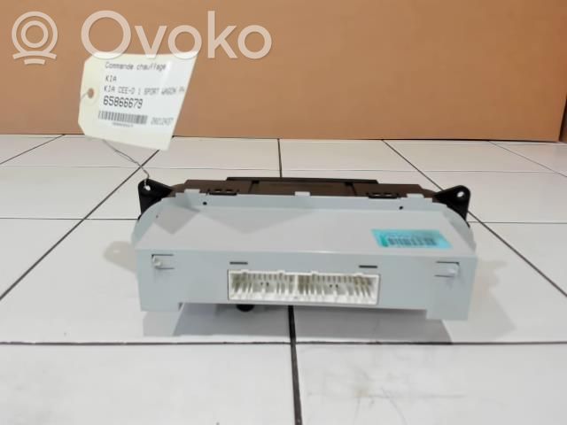 KIA Ceed Climate control unit 