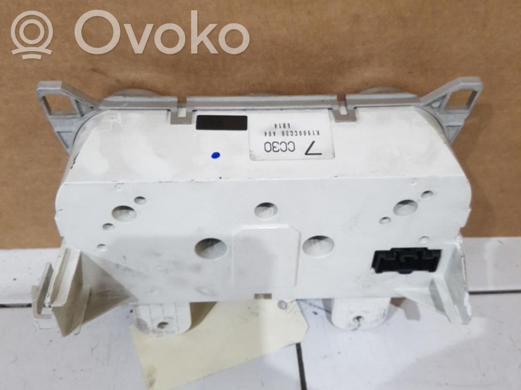 Mazda 5 Climate control unit 