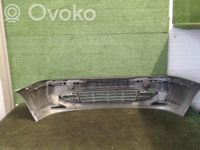 Ford Fiesta Parachoques delantero 