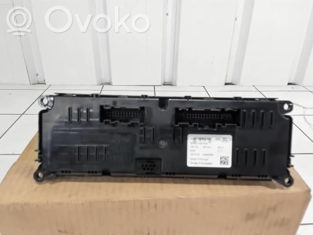 Ford Fiesta Climate control unit 