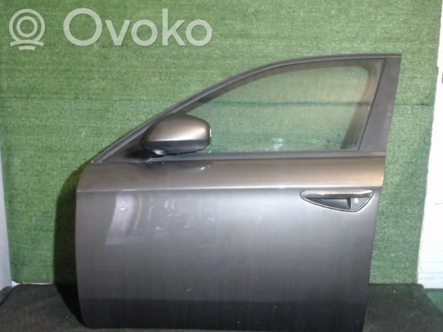 Alfa Romeo 159 Priekinės durys 