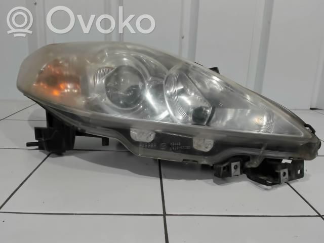 Mazda 5 Priekinis žibintas 