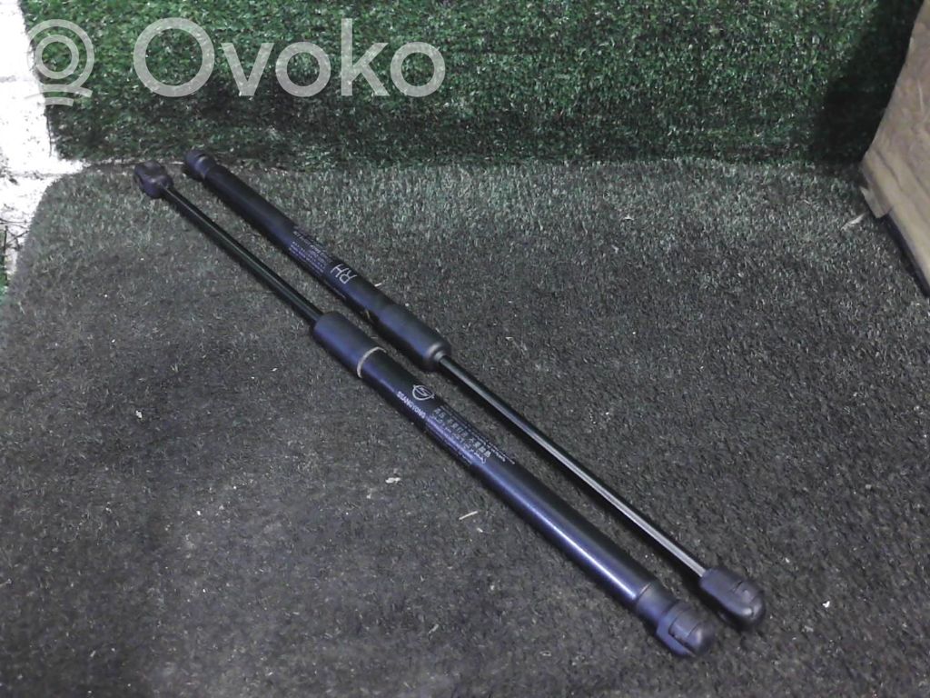 SsangYong Tivoli Tailgate/trunk strut/damper 