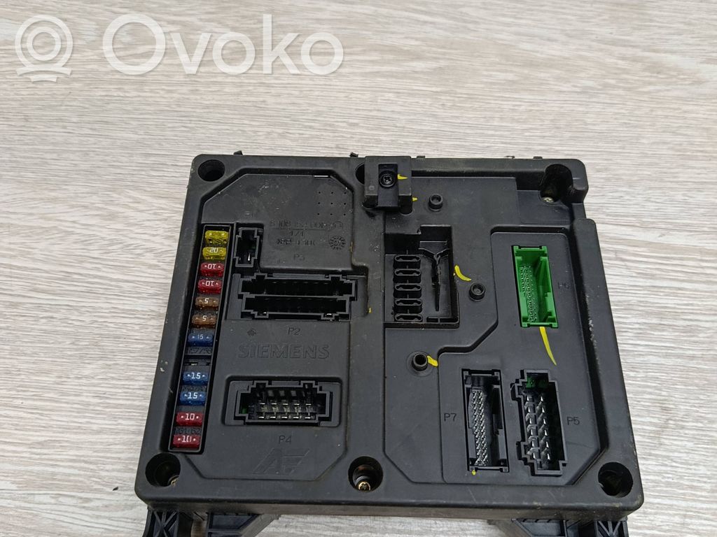 Seat Alhambra (Mk1) Fuse module 