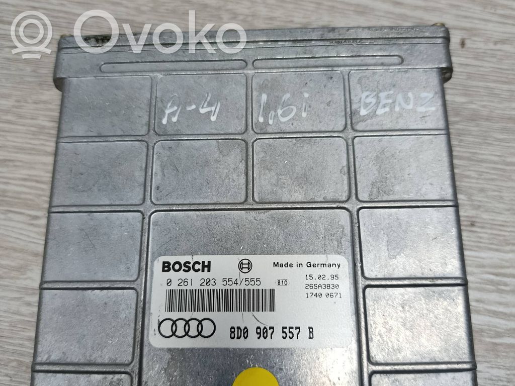 Unidad de control/módulo del motor   8D0907557B,0261203554,26SA3830