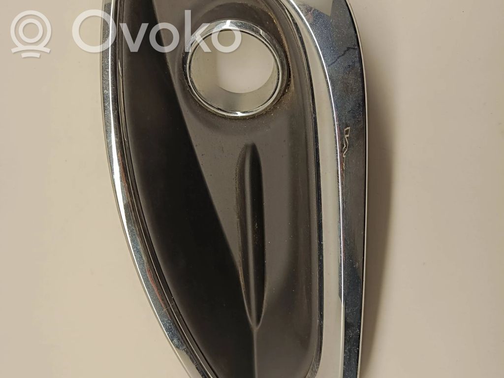 Chrysler Pacifica Etusumuvalon ritilä 