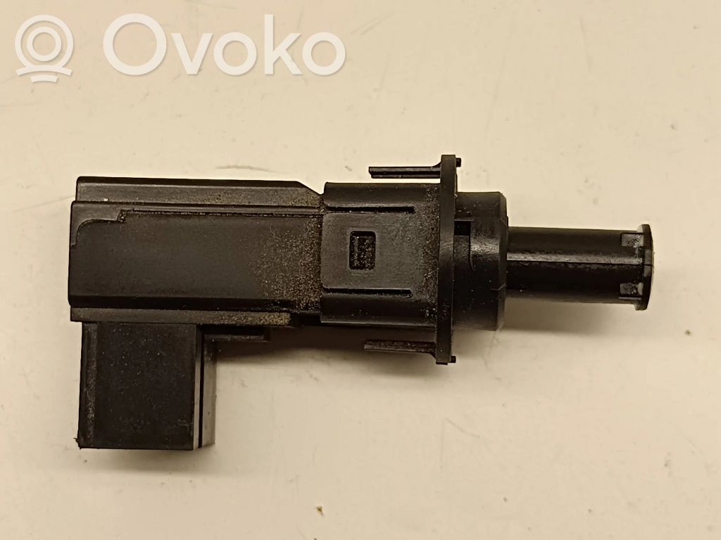 Chrysler Pacifica Brake pedal sensor switch 