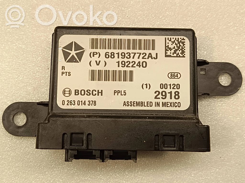 Chrysler Pacifica Parkavimo daviklis PDC 