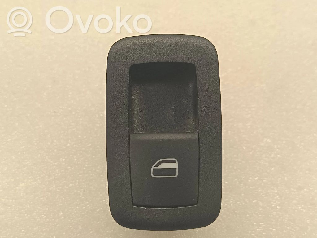 Chrysler Pacifica Electric window control switch 