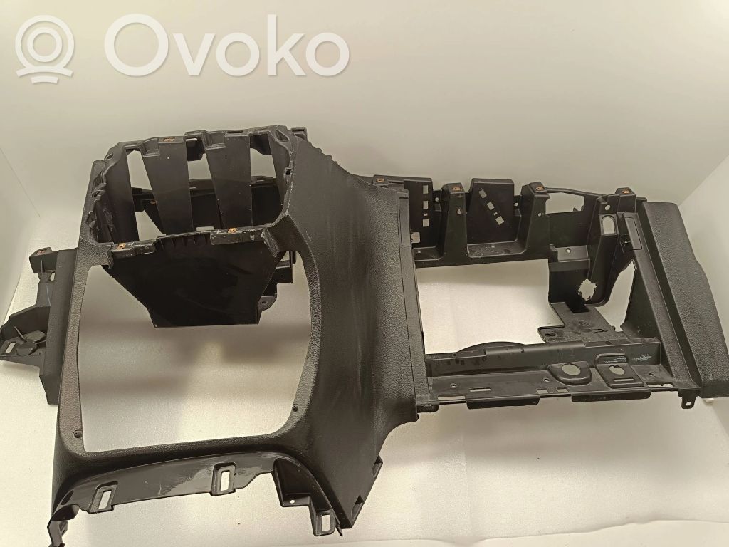 Chrysler Pacifica Panel trim 