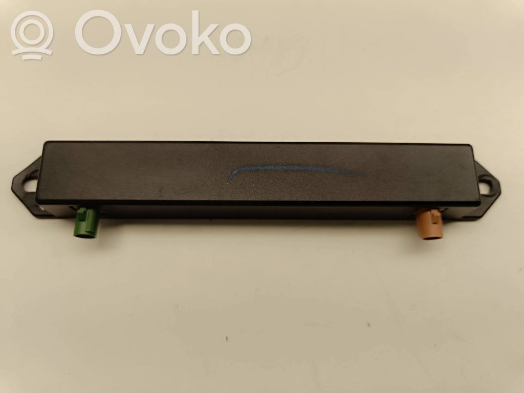 Chrysler Pacifica Antenos valdymo blokas 