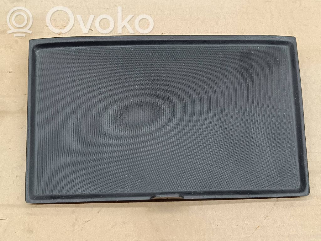 Chrysler Pacifica Central console drawer/shelf pad 
