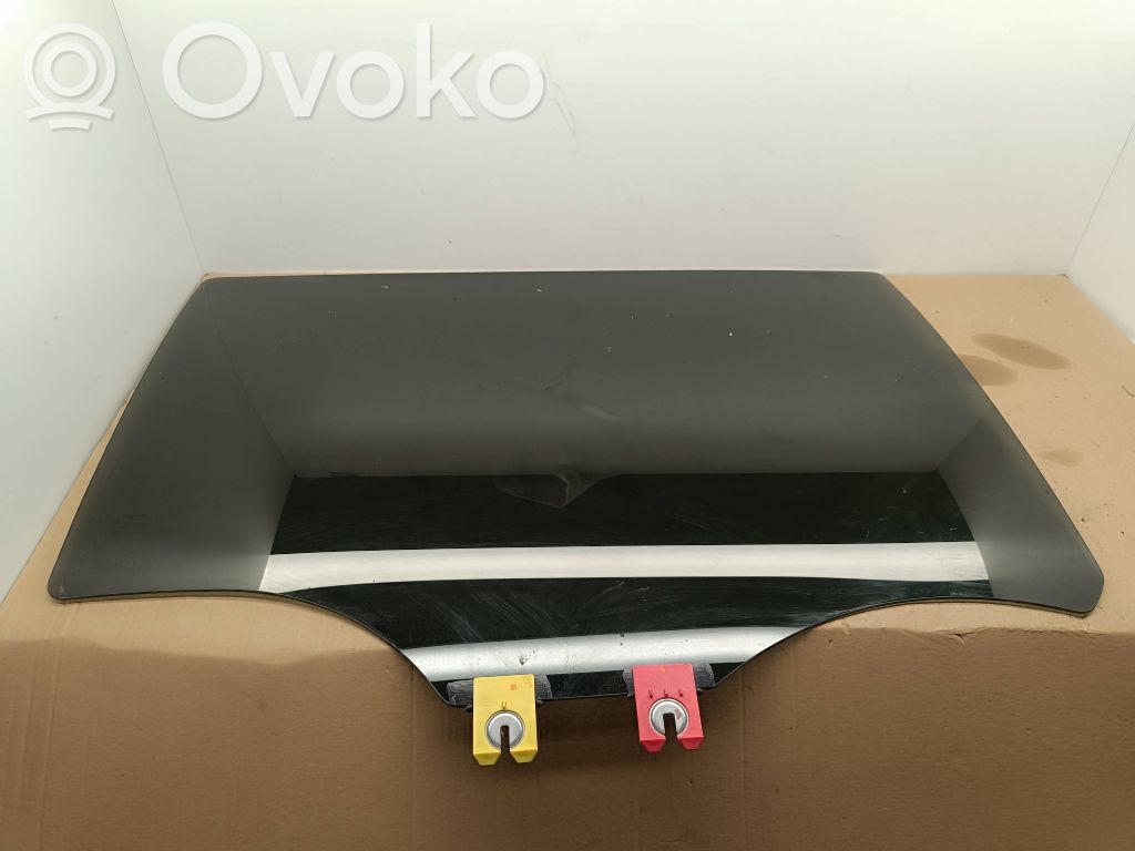 Chrysler Pacifica Bīdāmo durvju stikls 