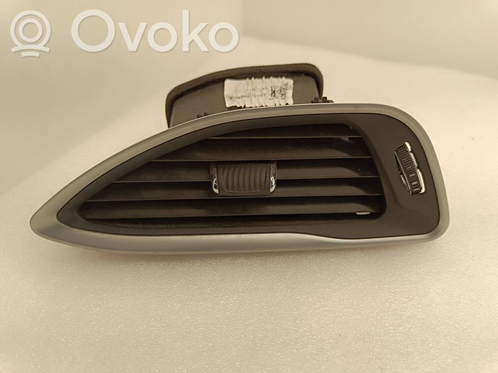 Chrysler Pacifica Boczna kratka nawiewu deski rozdzielczej 