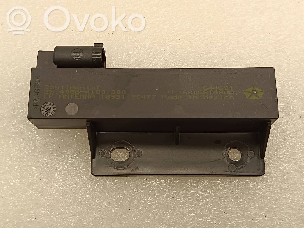 Dodge Durango III Antenas pastiprinātājs 