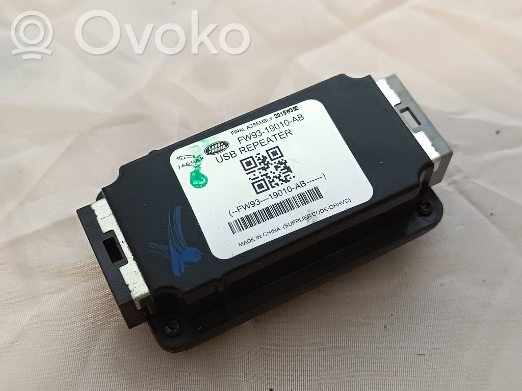 Jaguar F-Pace USB interface control unit module 