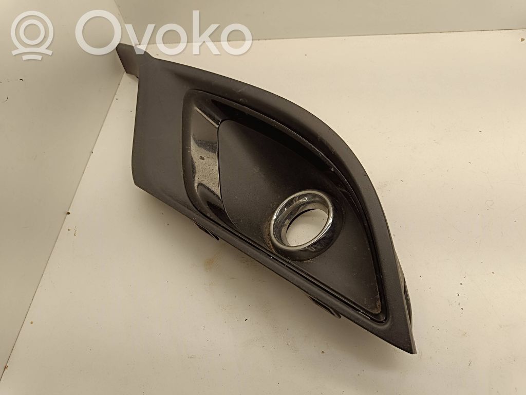 Dodge Durango III Front fog light trim/grill 
