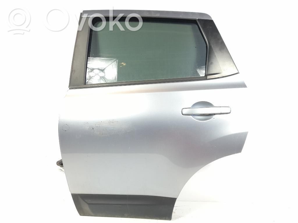 Nissan Qashqai Galinės durys 