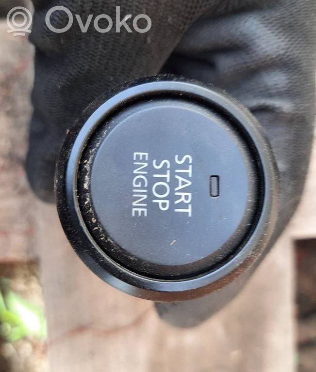 Mazda CX-30 Other switches/knobs/shifts 