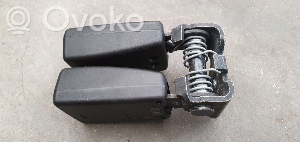 Ford Focus Klamra tylnego pasa bezpieczeństwa 