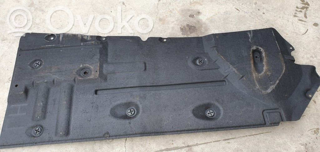 Ford Focus Placa protectora del centro/medio 