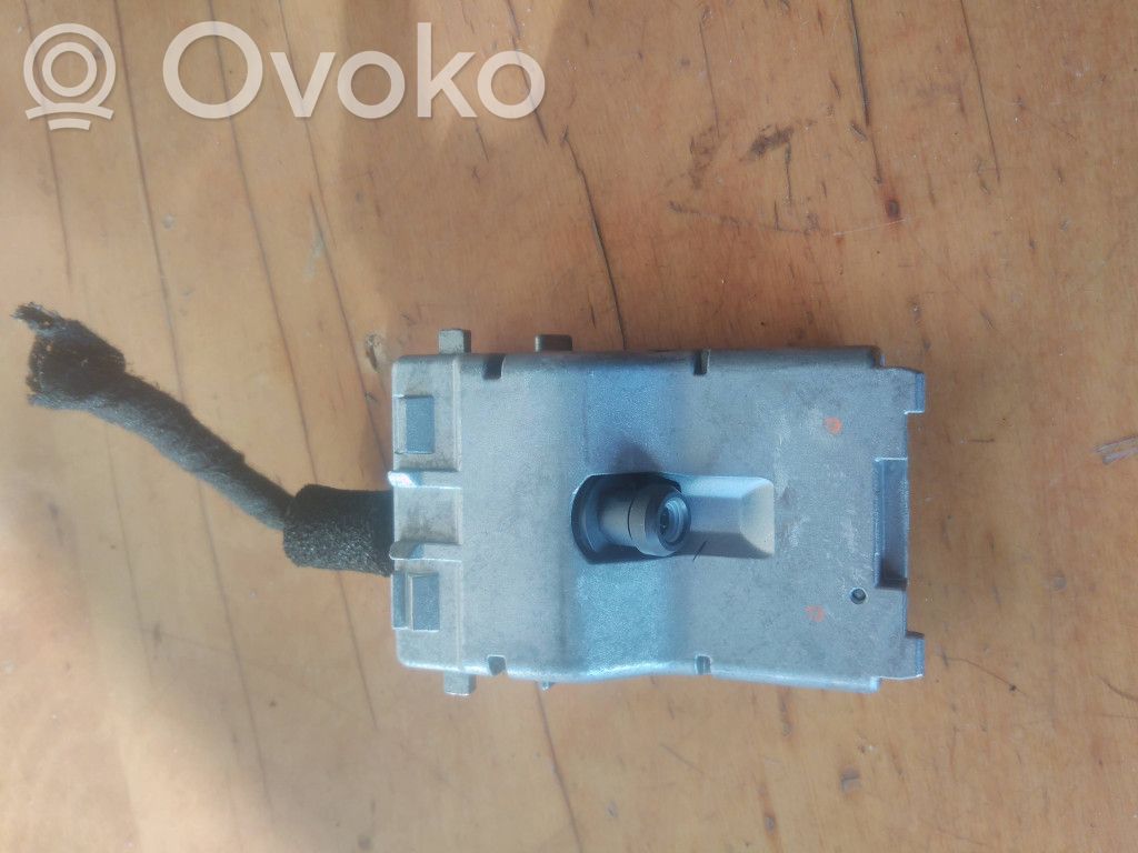 Mazda 3 II Windshield/windscreen camera 