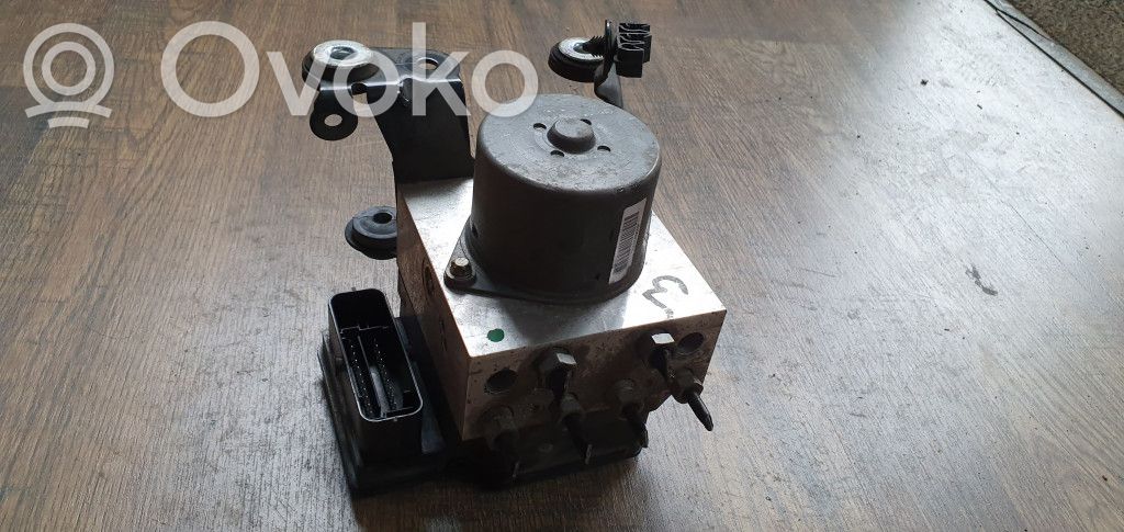 ABS-pumppu   CG912C405CC,6G912B389BC