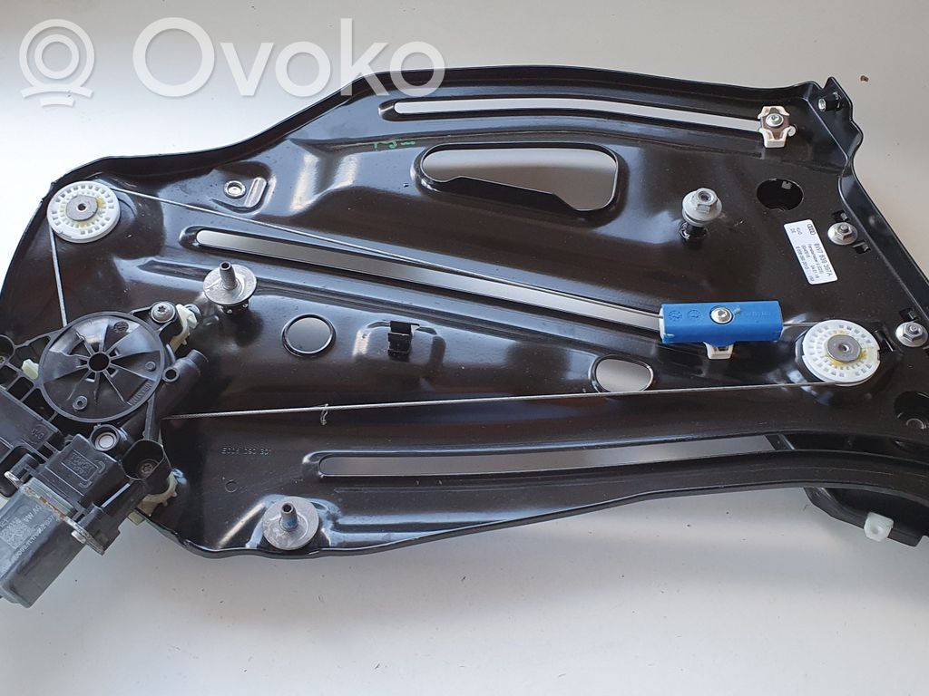 Regulador de puerta trasera con motor   8W7839397A,5Q0959812F