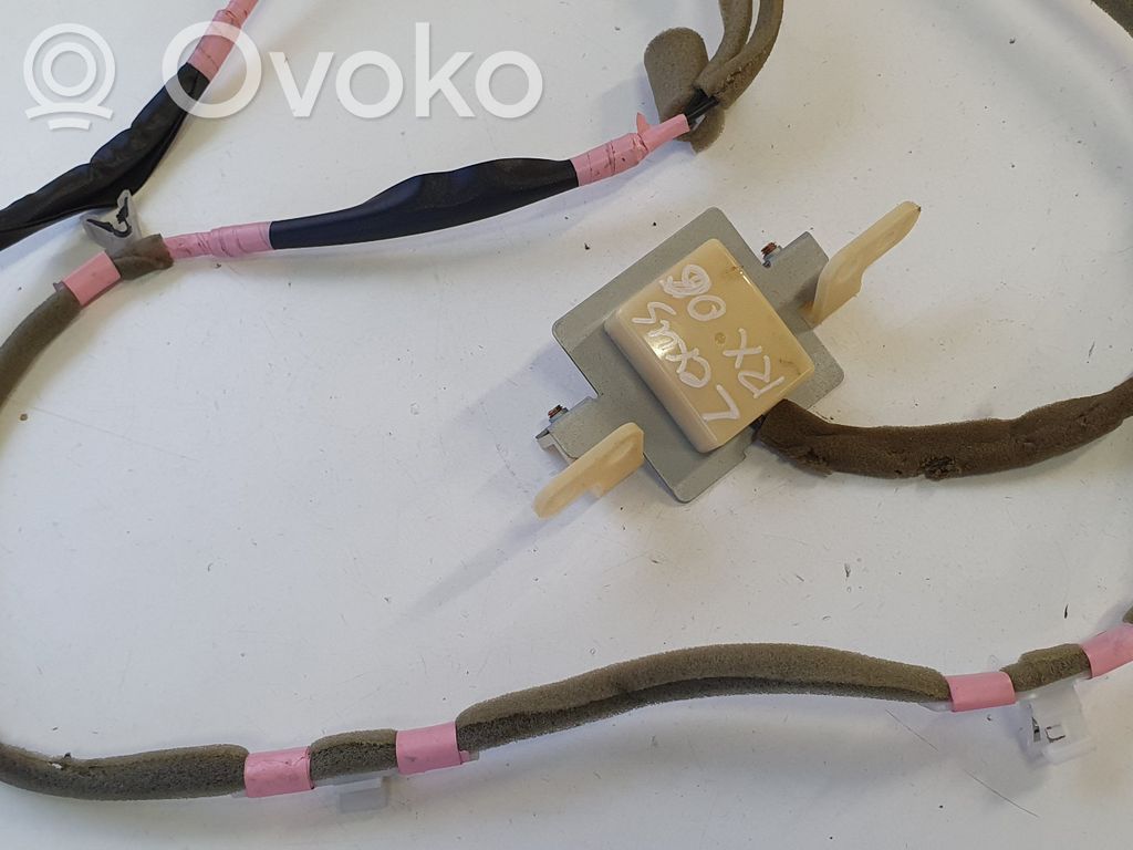 Lexus RX 330 - 350 - 400H GPS-pystyantenni 