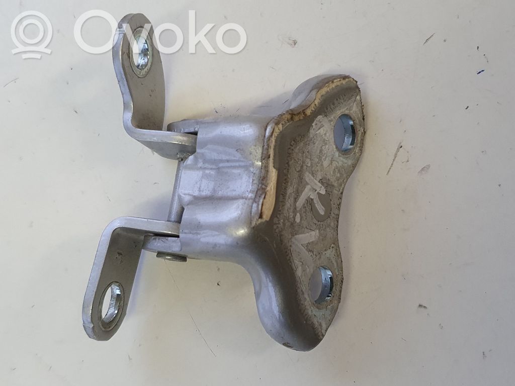 Rear door upper hinge