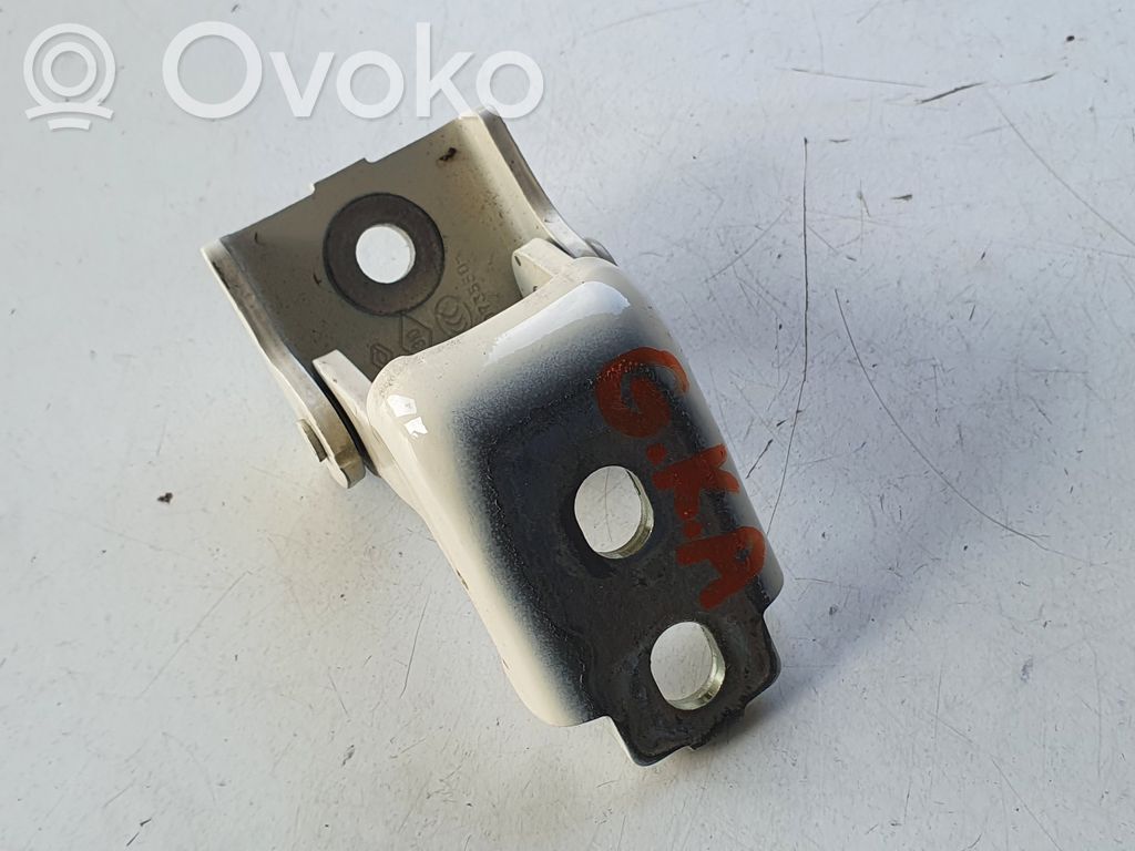 Rear door lower hinge   804200003RM
