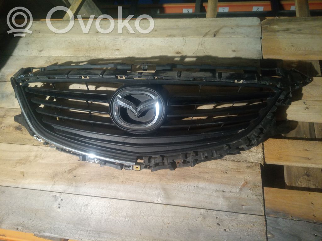 Mazda 6 Etupuskurin ylempi jäähdytinsäleikkö 