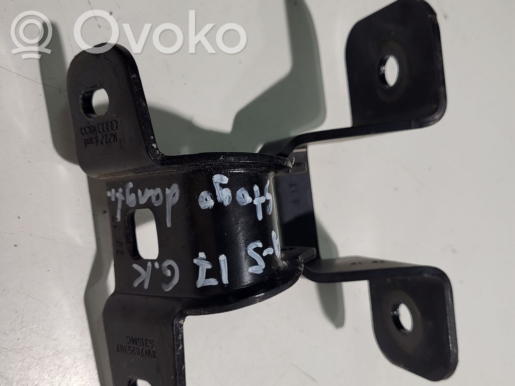Convertible roof hinge   8W7825307