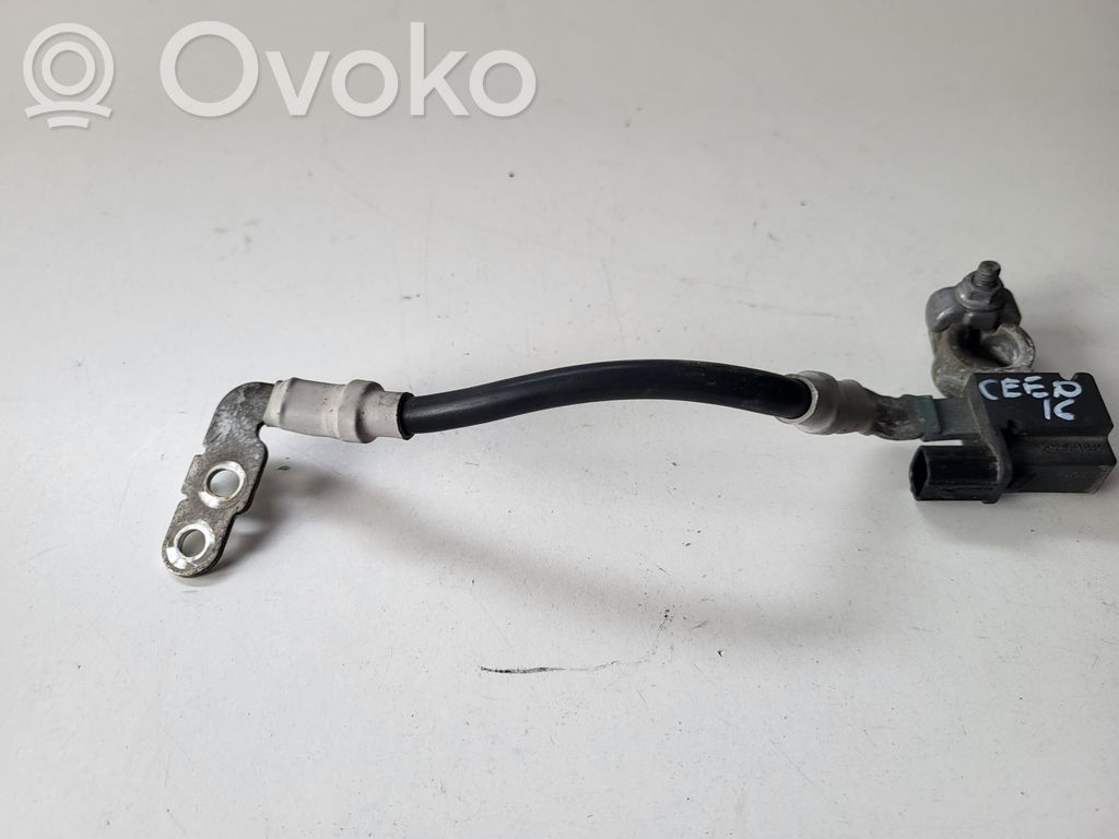 KIA Pro Cee'd II Maakaapeli, akku 