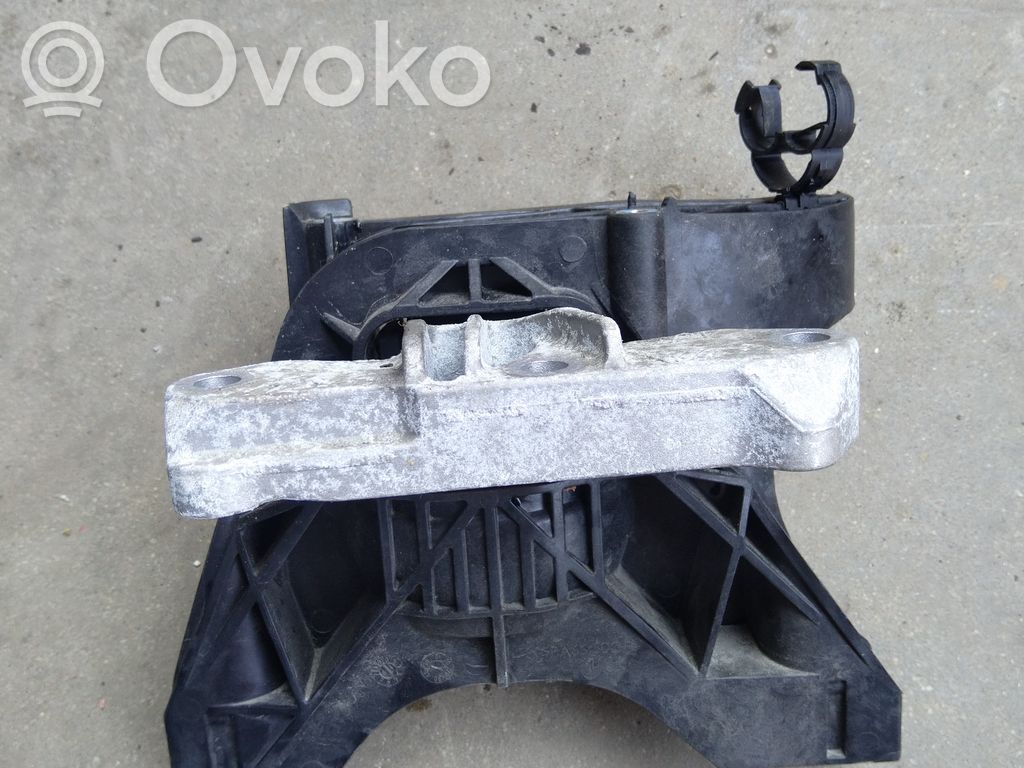 Citroen C5 Aircross Engine mount bracket 