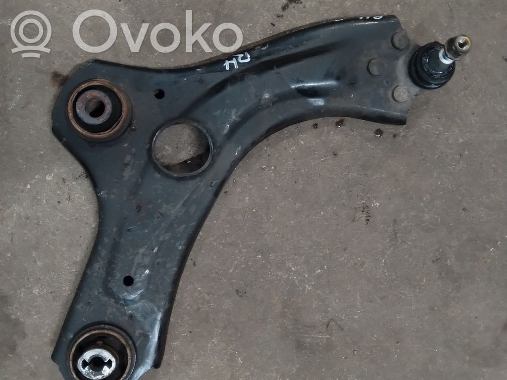 Renault Clio V Вилы 
