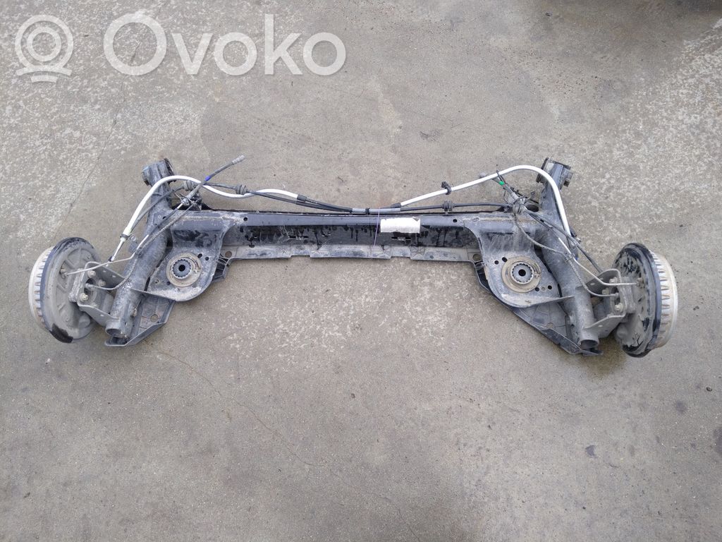 Belka osi tylnej   555011720R,010433711111,6G183M20
