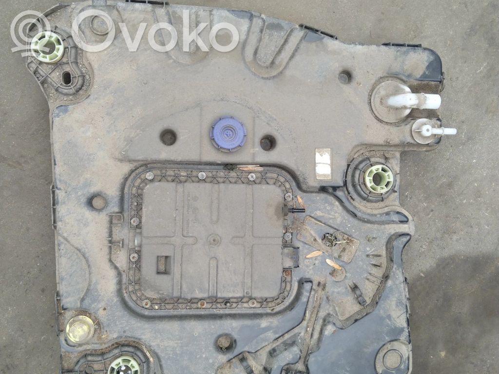 Opel Crossland X AdBlue-nestesäiliö 