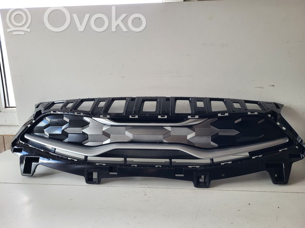 KIA Ceed Front bumper upper radiator grill 
